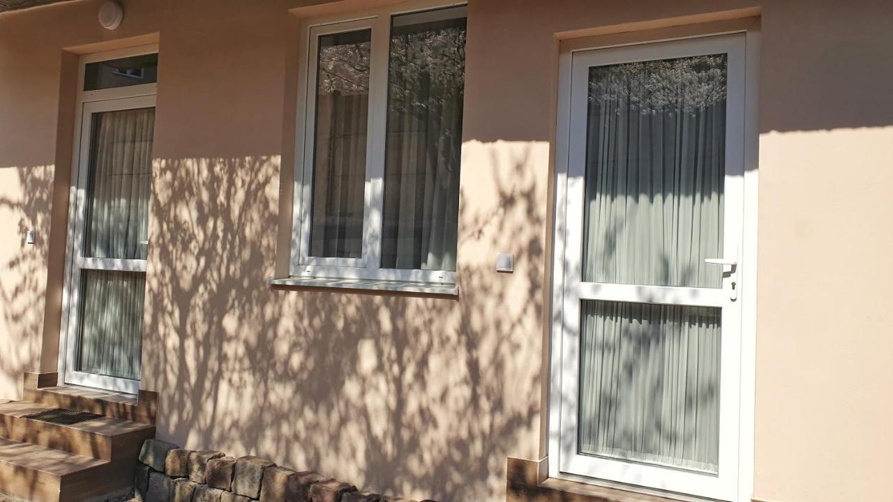 Demar Apart Fresh Lviv Exterior photo